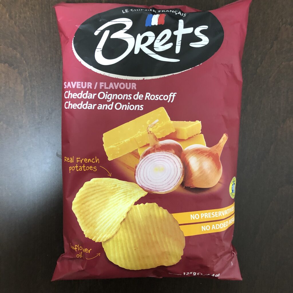 「Brets（ブレッツ）　ポテトチップス　チェダーオニオン味」の袋の表面